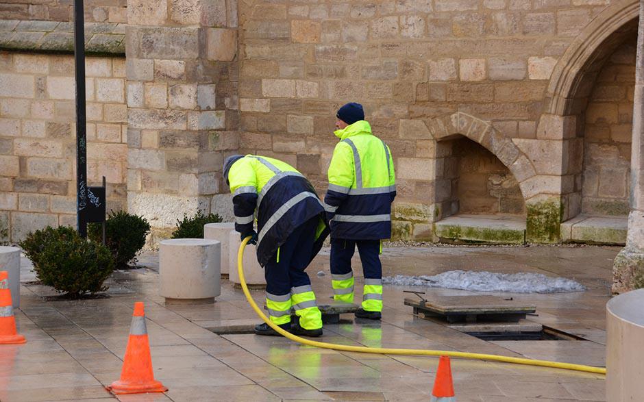 tuyau déboucheur de canalisation Le Chesnay